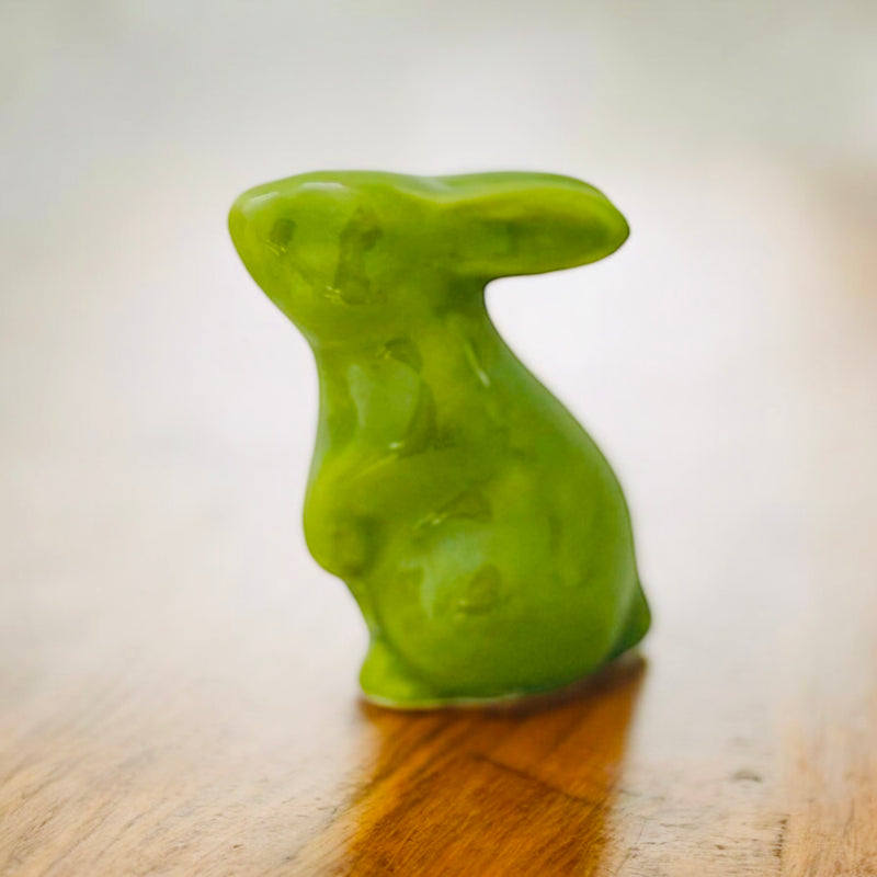 CONEJO FIGURA VERDE