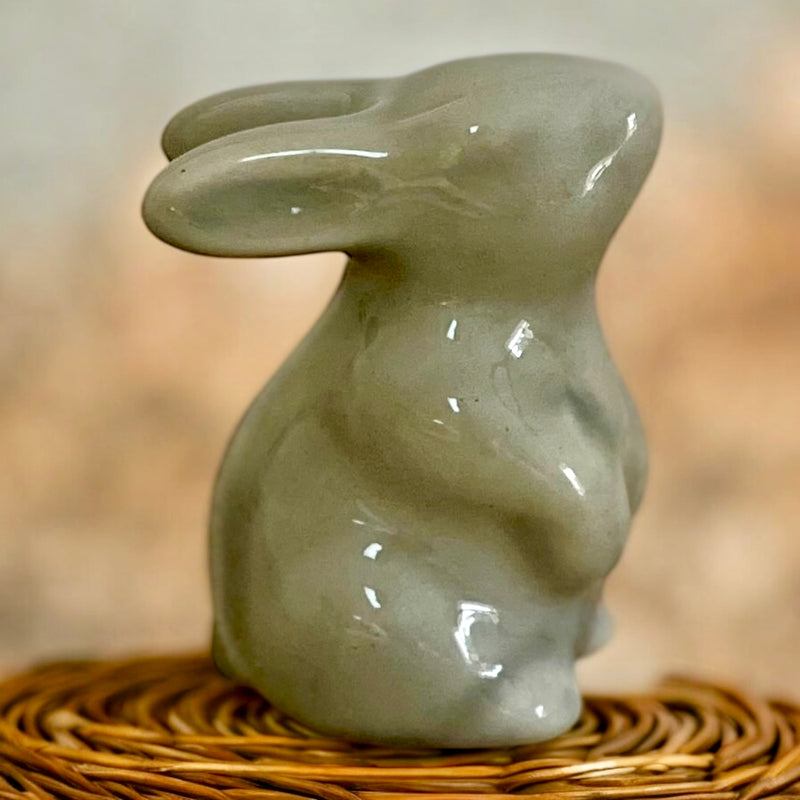 CONEJO FIGURA GRIS